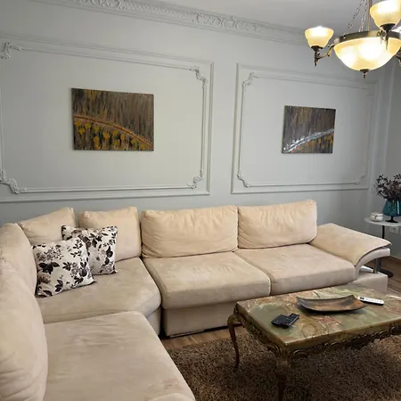 Gega Apartment's 1 *