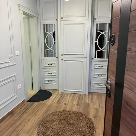 Gega Apartment's 1 Kamez