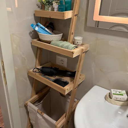 Gega Apartment's 1 アパート Kamëz